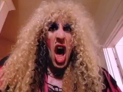 Twisted Sister – We’re Not Gonna Take it (Extended Version) (Official Music Video)