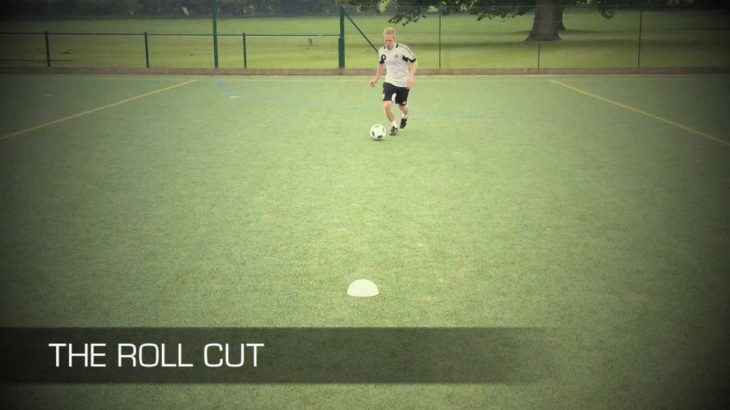 Learn the Roll Cut & Squeeze Turn – Football Soccer Move Tutorial