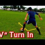 懐を深く【Vターン・イン】”V Turn In” | Simple Football Skill
