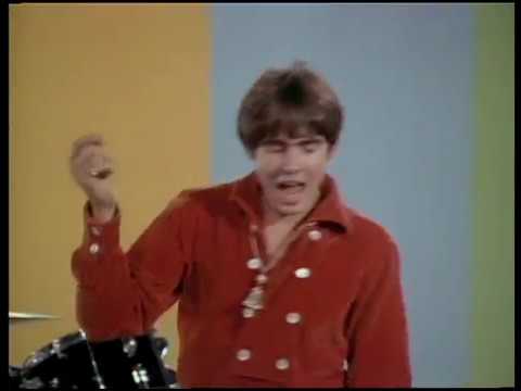 The Monkees – Daydream Believer (Official Music Video)
