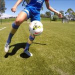 Football Skills | Intermediate juggling (step over)
