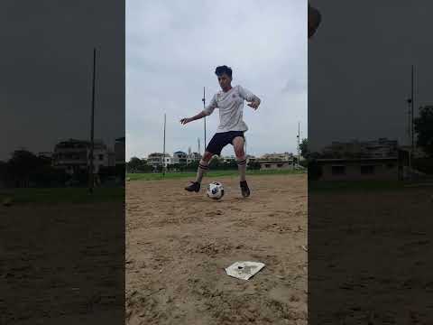 Cristiano Ronaldo Chop Skill Tutorial – Football Freestyle