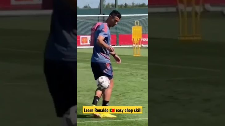 Learn Ronaldo 🇵🇹 easy viral chop skills #shorts #viral #cr7 #soccer