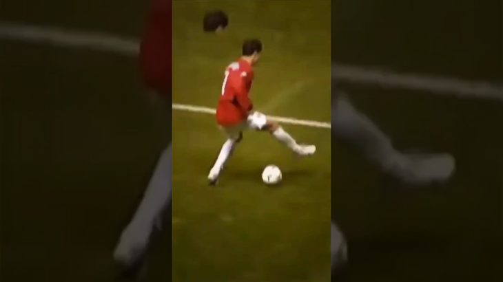 LEARN THIS NEW SKILLS 🔥❤️ RONALDO CHOP #football #footballskillschallenge #soccer #shorts #viral