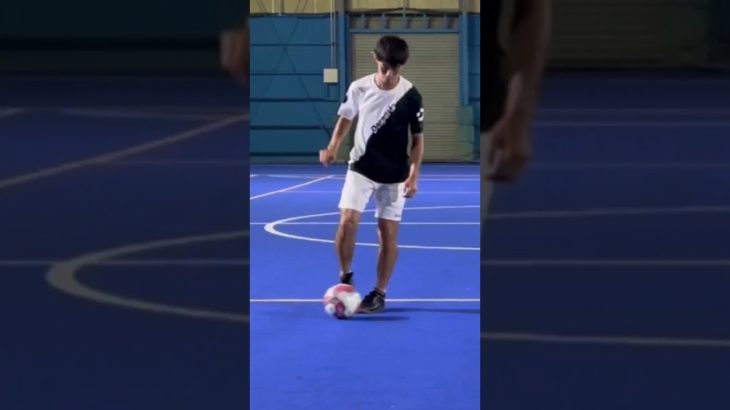 脳がバグるキックフェイント #おがドリブル #futsal