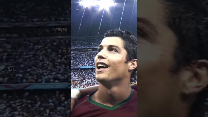 Zidane Reacts Ronaldo Stepover Skills🤯 #football #ronaldo #cristianoronaldo #shorts #zidane #re