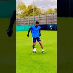 My fav move ,roll & step over ⚽️🤘 #football #neymarpsg #footballskills #soccer #skills #soccerskill