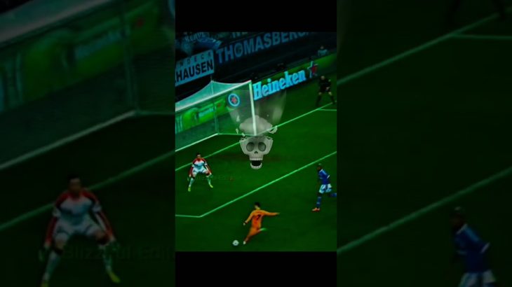 cristiano ronaldo try stopping him 😤 #cr7 #blizzfuledits #ronaldo